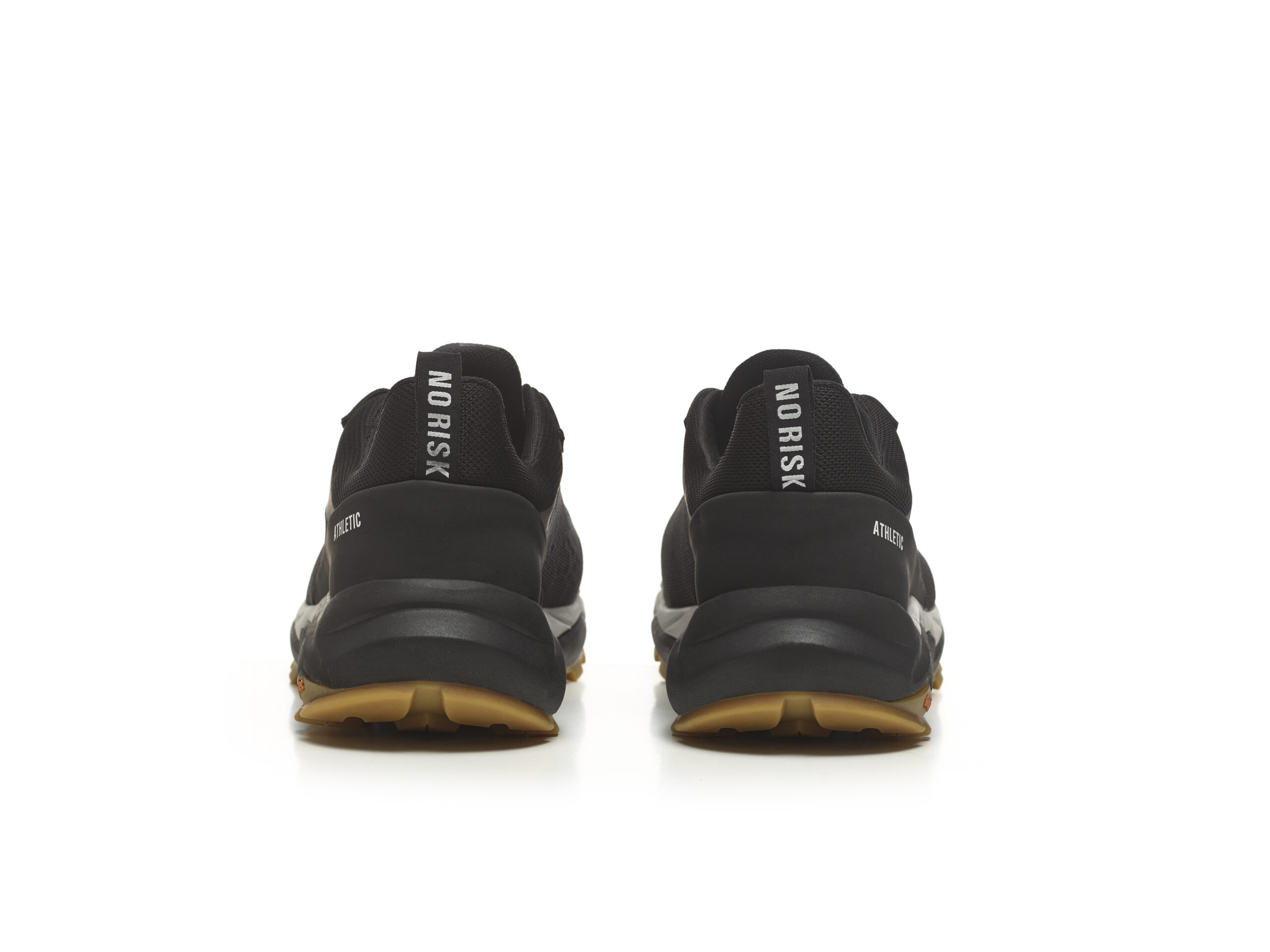 Atheletic Low Black_tras